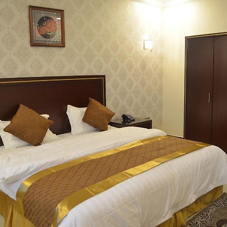 Almanzel Althahabi Aparthotel Даммам Екстер'єр фото